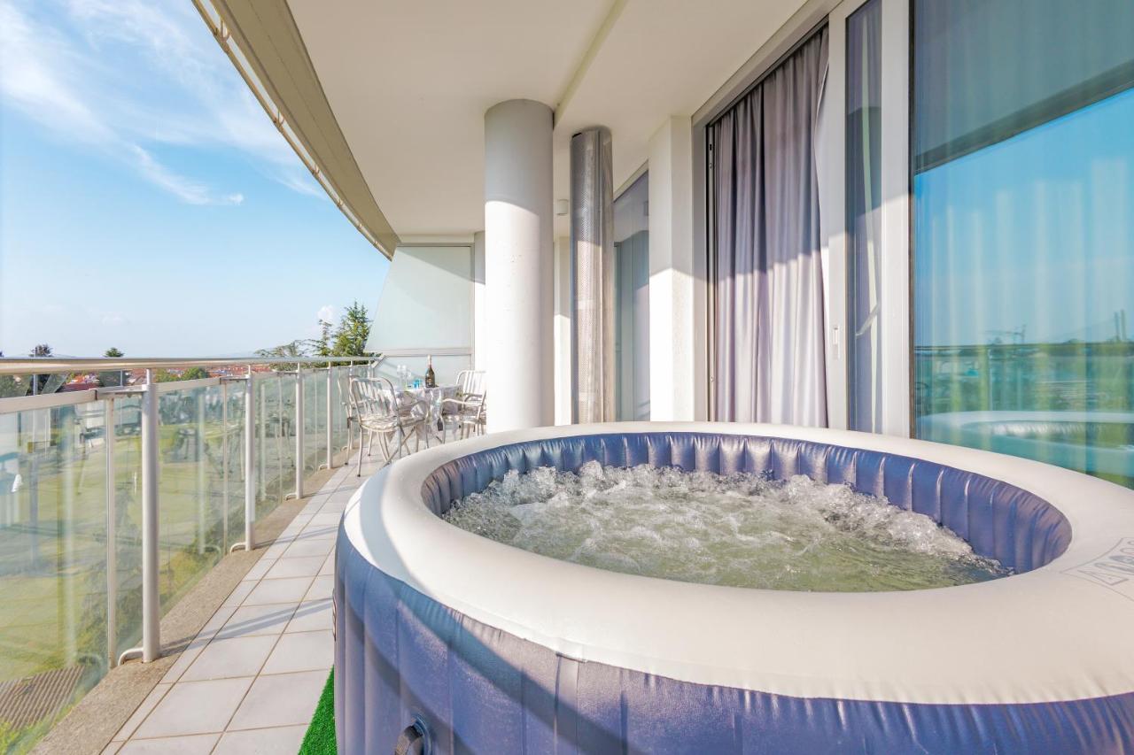 קונאו Glass House מראה חיצוני תמונה